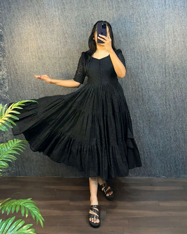 HAKOBA 3 Layer Exclusive Midi Gown - XL, Black