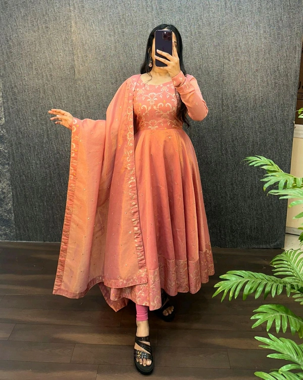 Nila - Banarasi Anarkali Gown - L, Peach