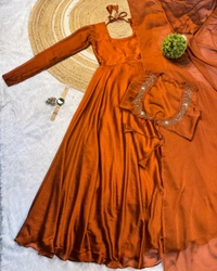 BRINDA - M, Rusty Orange