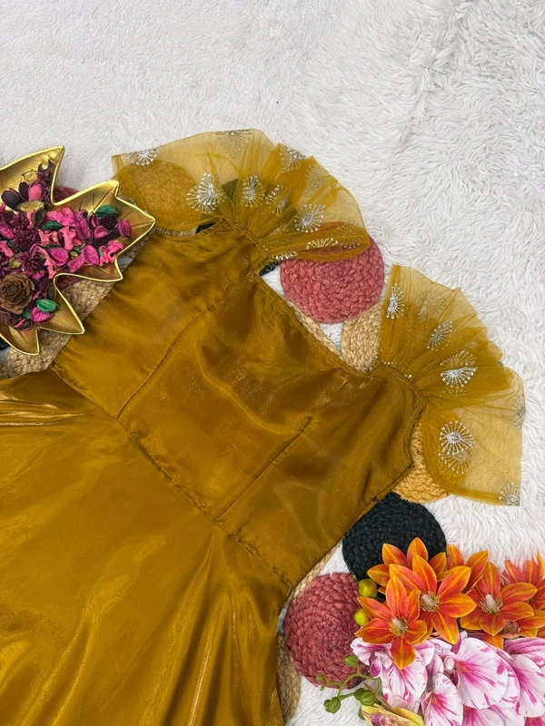 Flora - Space Silk Gown - XL, Mustard Yellow