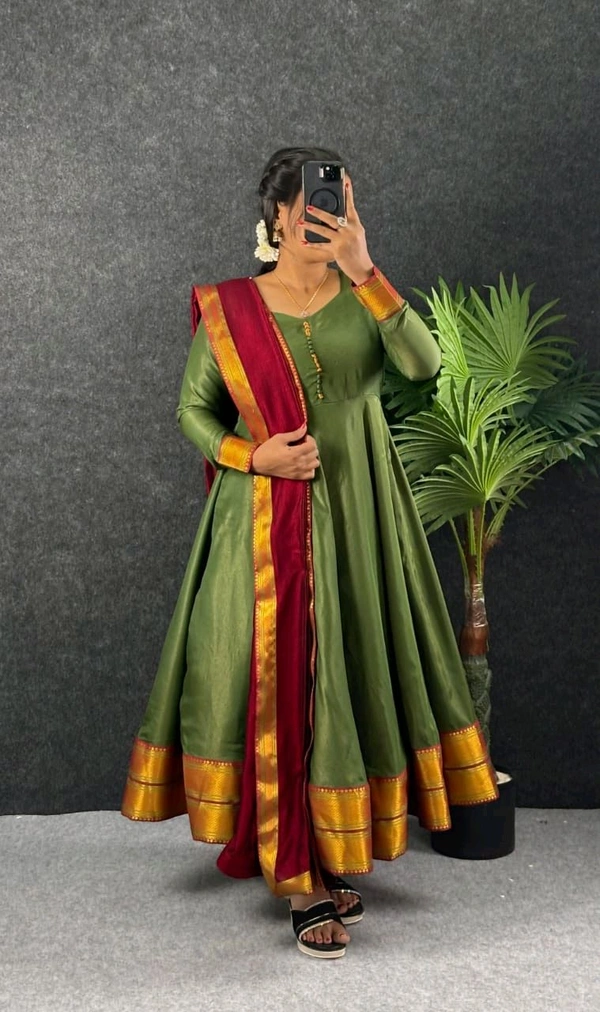 Mullai - S(36), Mehandi Green
