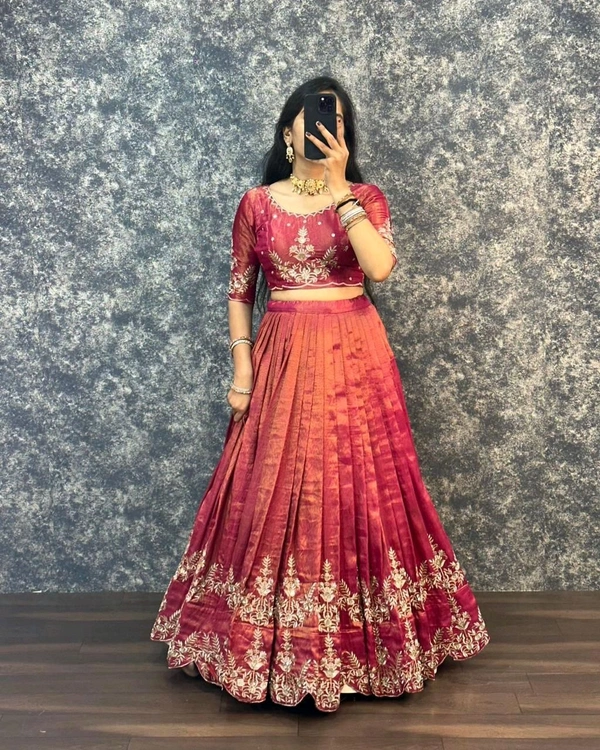 Kanmani - Free Size (M to 2XL), Rust Orange