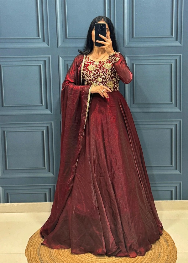 SARA Sara - M, Maroon