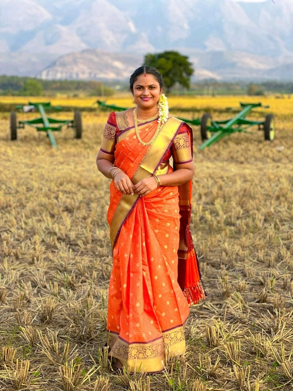 Kataan Rust Checked Buti Saree