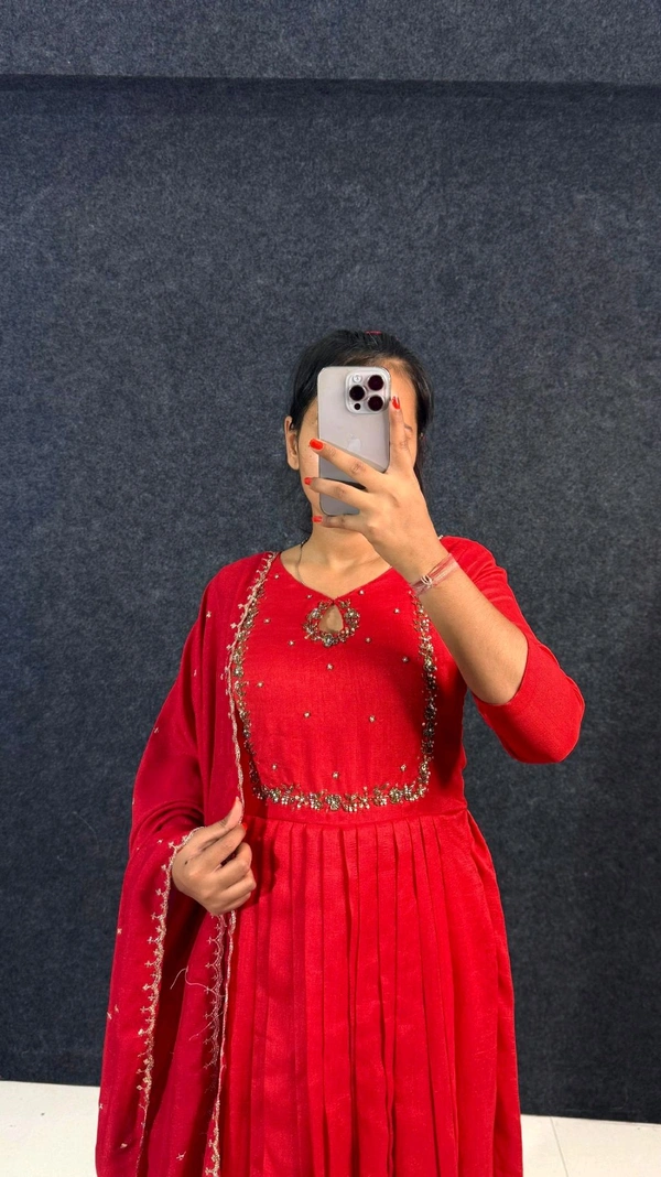 Lekha - XL, Red