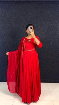 Lekha - XL, Red