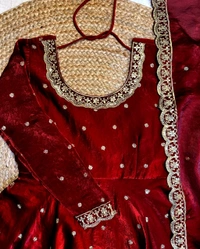 Zara - L, Reddish Maroon