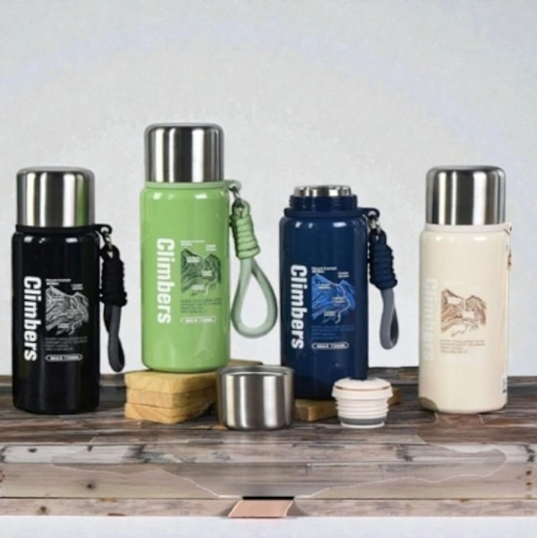 Climbers - Insulated Stainless Steel Vaccum Flask with Cup Lid - 730ml (1 Piece, Random Color)