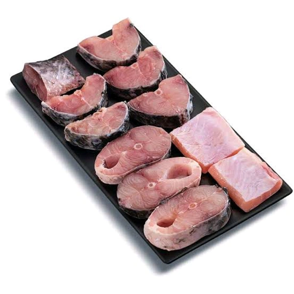 Catla(1.5 kg) Bengali cut without head - 1 Kg