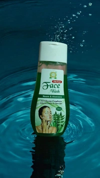 Varat Ayurveda Neem & Alevera Facewash