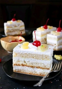 Slice Pineapple Pastry 