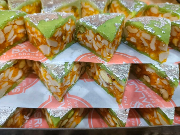 Kaju Sandwich - 500gm