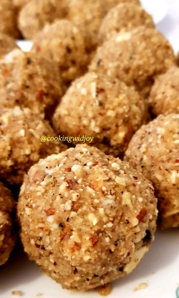 Goundh Laddu - 250gm