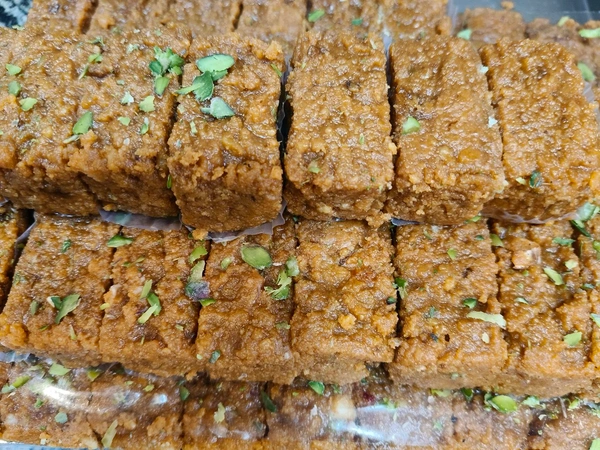 Anjeer Kalakand - 1Kg