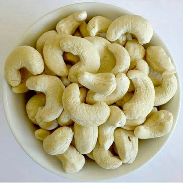 Cashew W240. Net Wt. 250 g