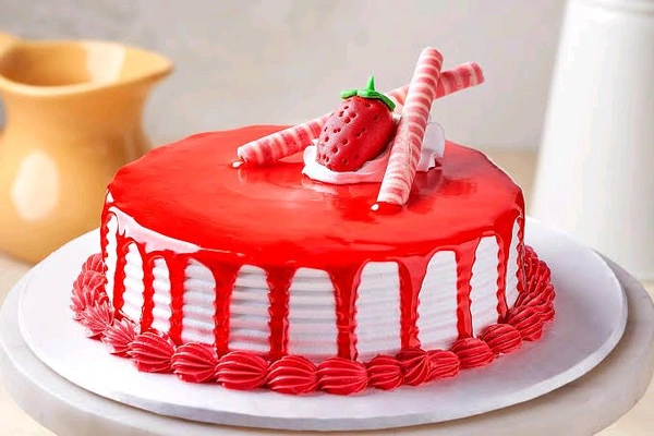 Strawberry Cake 