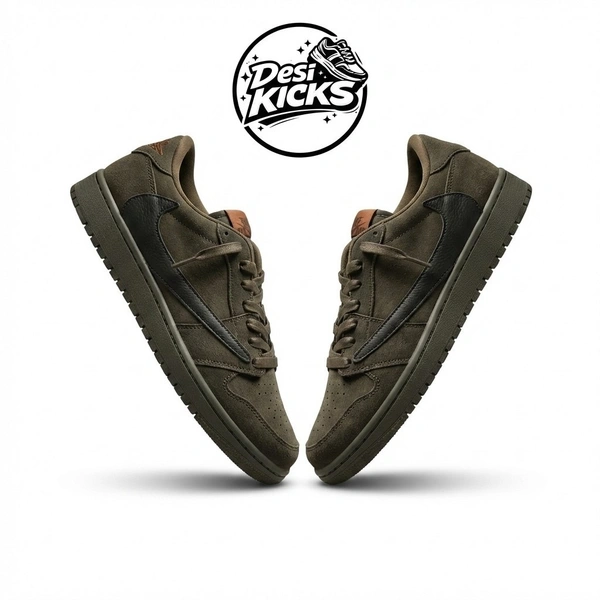 Travis Scott Velvet Brown - UK 7