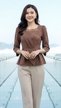 Cocoa Grace Embroidered Top - Small