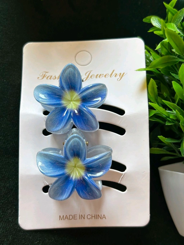 Realistic Floral Korean Clip - Java