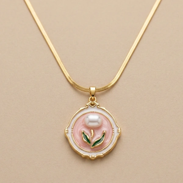The Rosé Gardenia Pendant