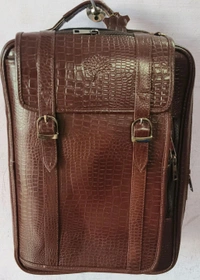 STEPSCART Genuine Leather 4-Way Multi-Functional Laptop Bag – - Size: 16 x 12 x 3 Inches(Length x Height x Width)✔ Suitable for up to 15.6” Laptop✔ Spacious Interior with Organized Compartments✔ Ideal Size for Office, Business & Travel Use, Black