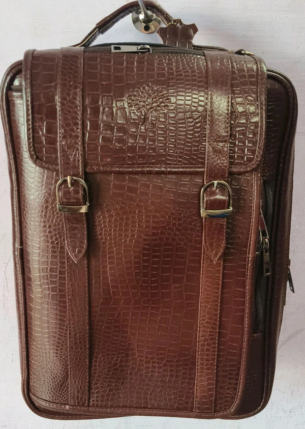 STEPSCART Genuine Leather 4-Way Multi-Functional Laptop Bag – - Size: 16 x 12 x 3 Inches(Length x Height x Width)✔ Suitable for up to 15.6” Laptop✔ Spacious Interior with Organized Compartments✔ Ideal Size for Office, Business & Travel Use, Black