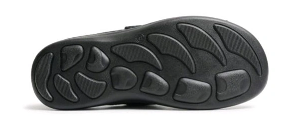 SmoothStep Leather Sandals - 10, Black
