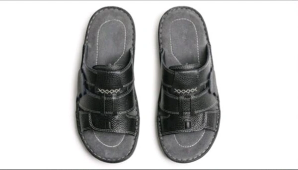 SmoothStep Leather Sandals - 11, Black