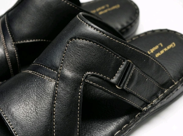 Bold Walk Leather Sandals - 8, Black