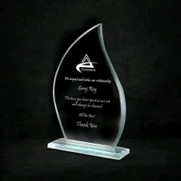 Economic Glass Memento ( 18 Cm X11. 5cm)