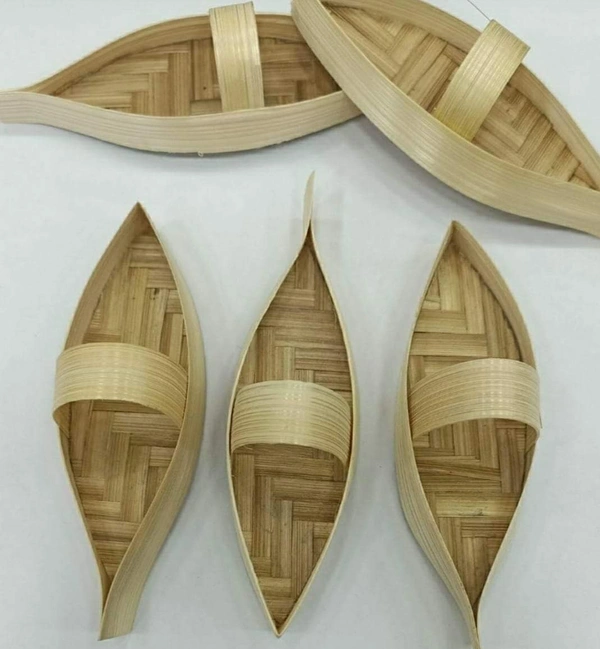 Wooden boats Most selling item this year for roli chawal decoration Size 4 inch