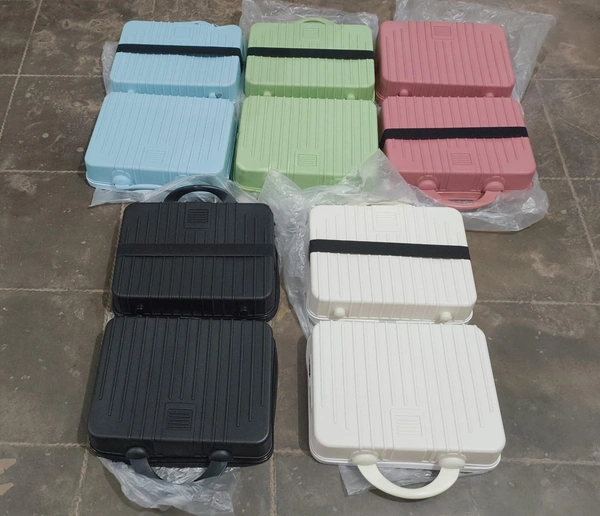 trending luggage bags with lock - Premium quality
