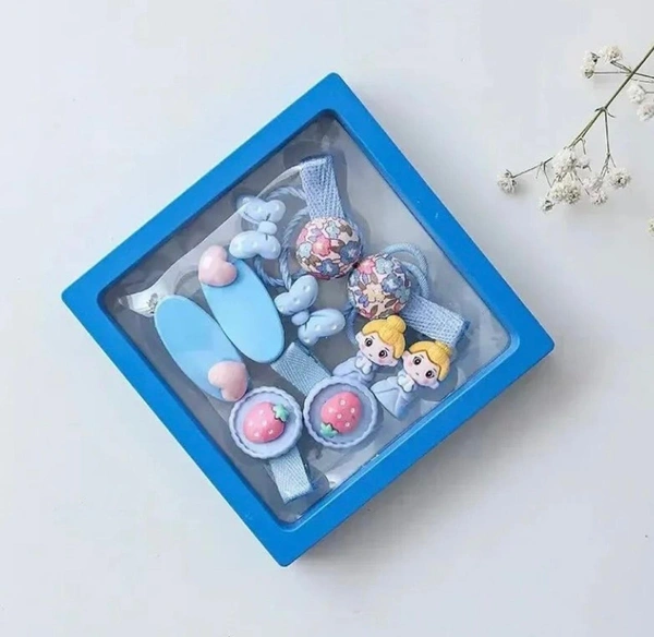 New hair accessories in box packing