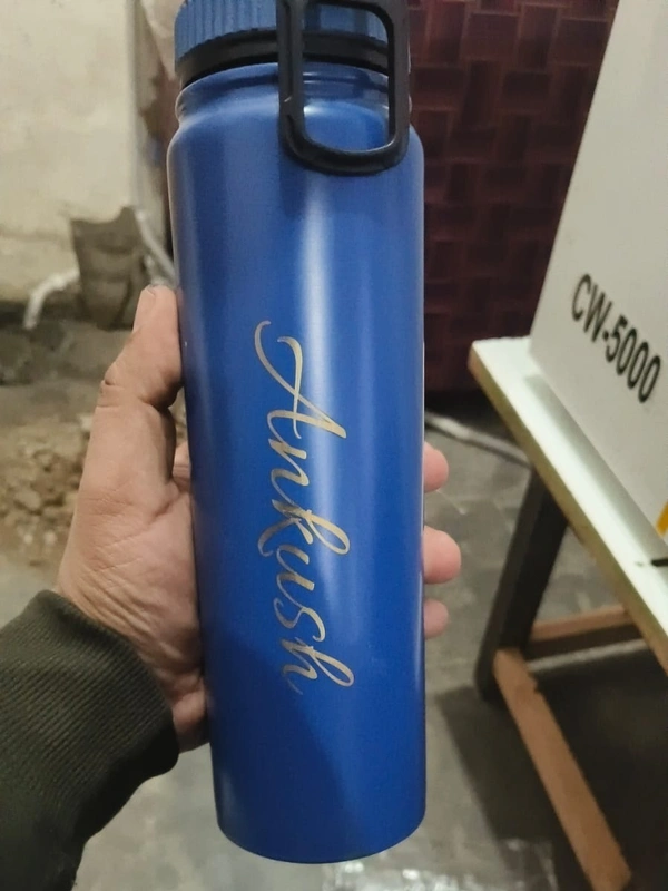 Back in stock 1000 ml Steel insulated premium quality bottles