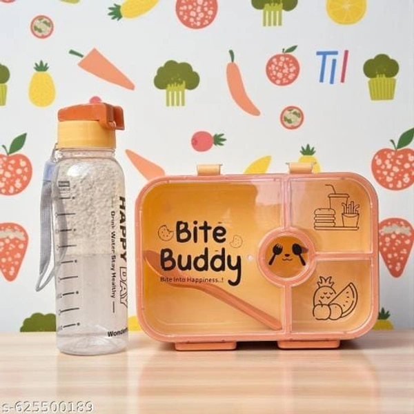 Good quality plastic lunch box with bottle combo