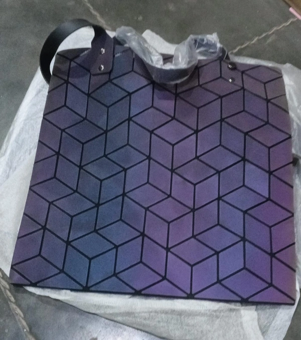 Geometric pattern tote bag