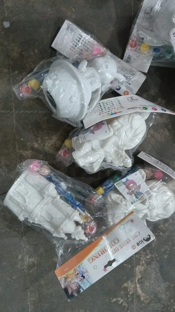 New arrival Diy coloring piggy bank