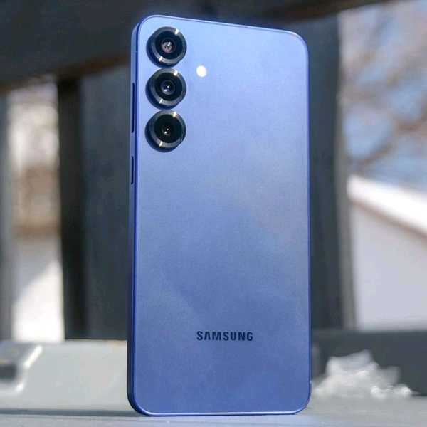 Samsung Galaxy S25 5G - Verified Excellent Condition