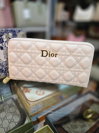 D BLACK WALLET - White
