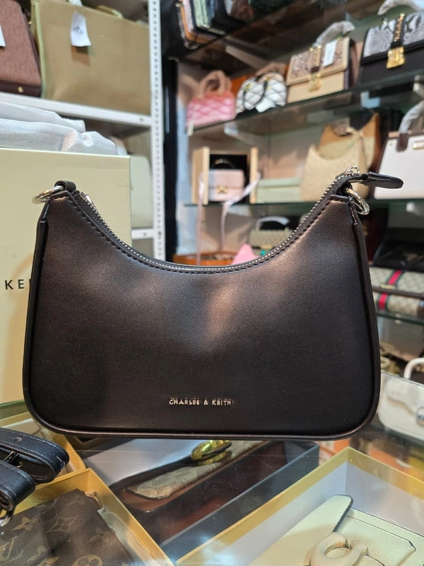 CK BLACK - Black