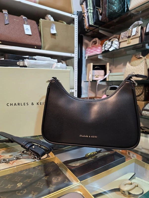 CK BLACK - Black