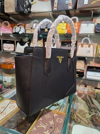 PRADA BLACK 01 - Black