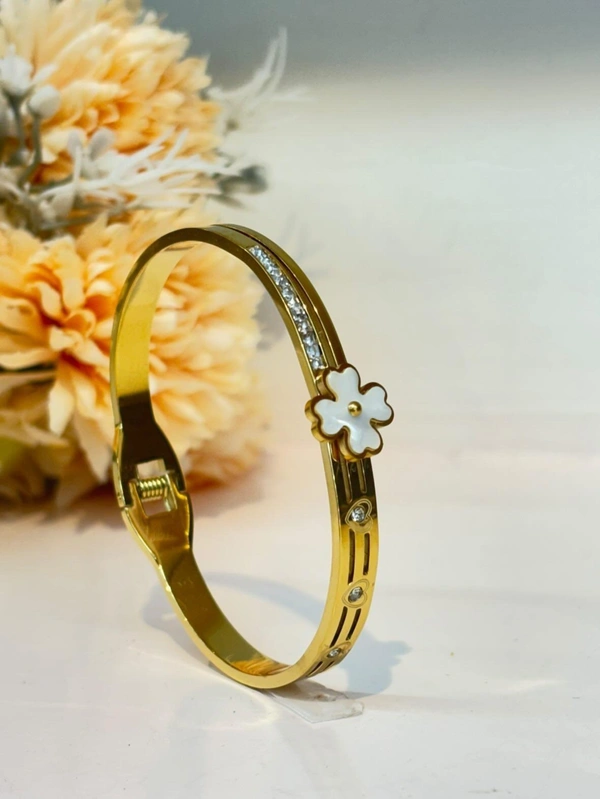womens anti tarnish kada