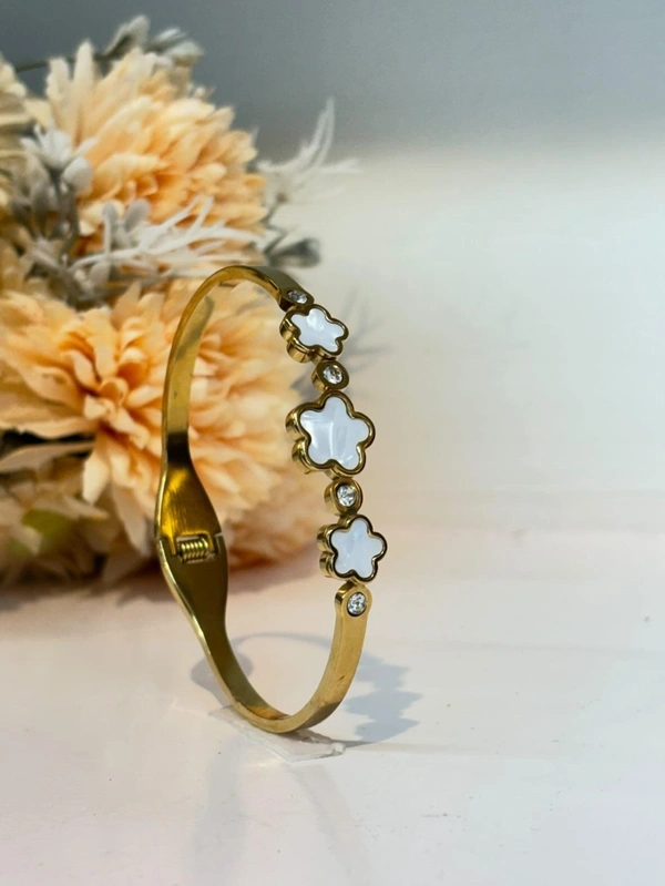womens anti tarnish kada
