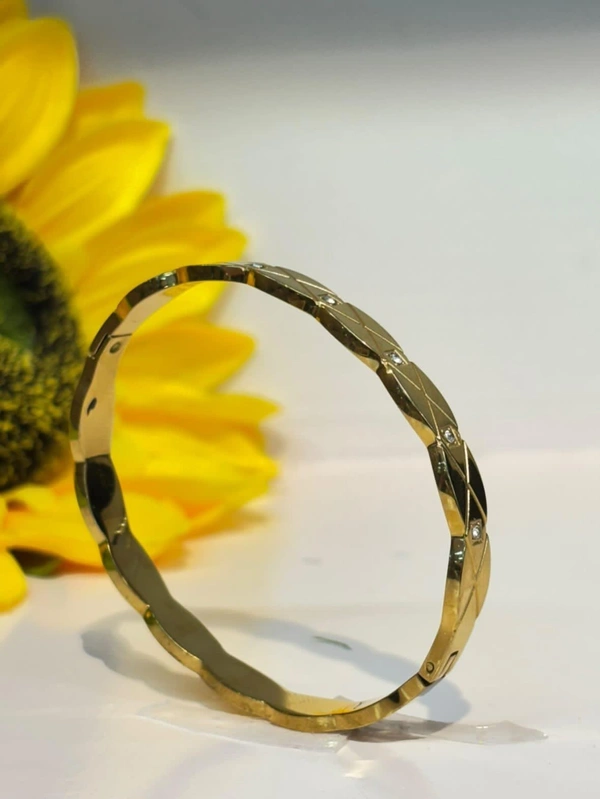 womens anti tarnish kada