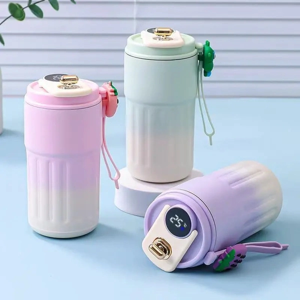 Smart Coffee Thermos With A Build In Temperature - green