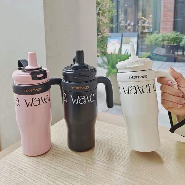 International Vaccum Insulated Travel Mug - pink