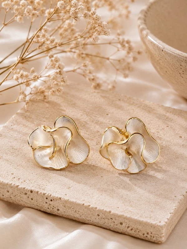 White Rose Flower Earring 
