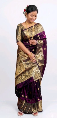Woven Printed Kanjivaram Silk Blend Pure Silk Saree ( Purple Beige) (50001)