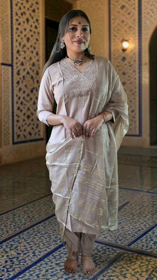 APARAJITA Festive 3Pc Kurti Set - M